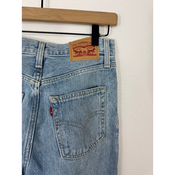 Levi’s 94 Baggy High Rise Light Wash Jeans Women’s Size 26 - Picture 4 of 7